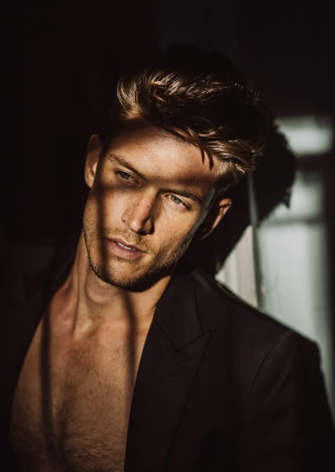 Men’s aesthetics consultation at The Institute of Skin in Maidenhead